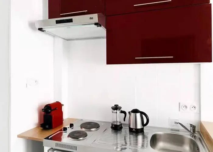 Apartment Charmant, Hyper Centre, A 3min Centre *