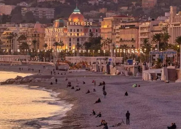 Charmant, Hyper Centre, A 3min Centre Apartment *