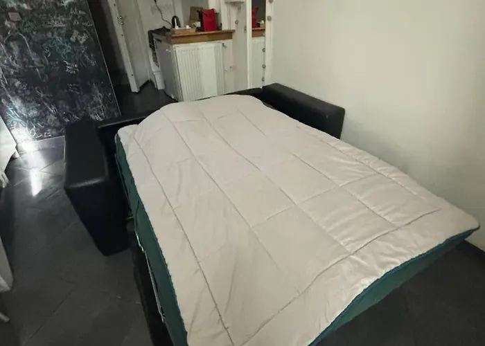 Charmant, Hyper Centre, A 3min Centre Apartment *